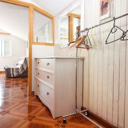 Apartmani Toni Poce Примоштен Экстерьер фото